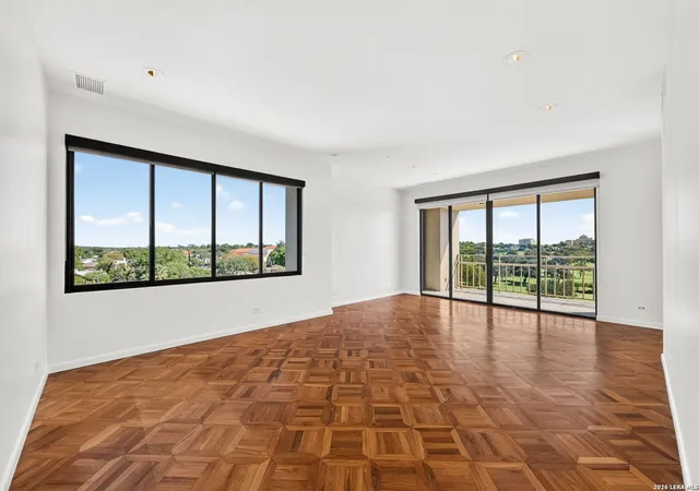 Photo 4 of Condo for sale at 4001 N New Braunfels Ave #APT 602A, San Antonio, TX 78209 | MLS# 2021524 | Listing updated on 2026-10-25