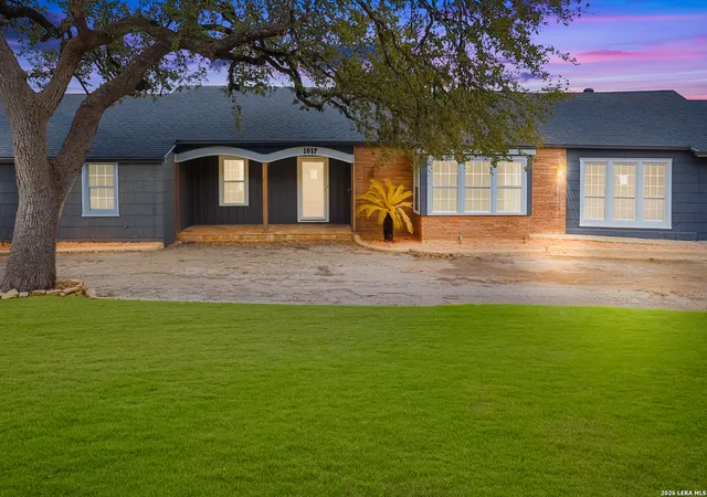 Photo 2 of Single family home for sale at 1017 Burleson St, San Marcos, TX 78666 | MLS# 2021560 | Listing updated on 2026-10-23