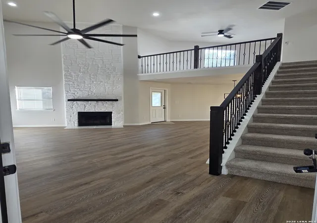 Photo 1 of Single family home for sale at 8562 Echo Crk Ln, San Antonio, TX 78240 | MLS# 2022132 | Listing updated on 2026-10-28