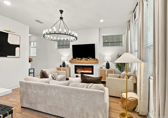 Photo 4 of Condo for sale at 8851 Oakland Rd #15, San Antonio, TX 78240 | MLS# 2022878 | Listing updated on 2026-10-26