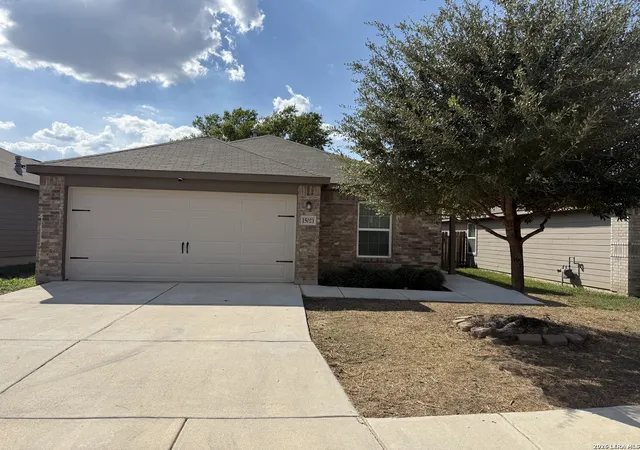 Single family home for sale at 15023 Harbor Lndg, Von Ormy, TX 78073 | MLS# 2022982
