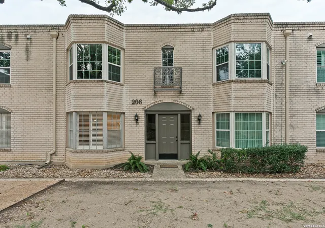 Photo 1 of Condo for sale at 102 Ruelle #206-A, San Antonio, TX 78209 | MLS# 2023514 | Listing updated on 2026-10-25