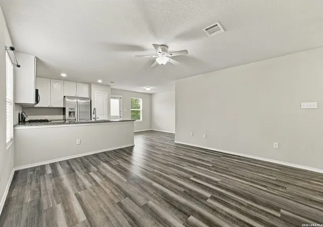 Photo 3 of Sale Pending at 10214 Robbins Grv, San Antonio, TX 78245 | MLS# 2023773 | Listing updated on 2026-10-28