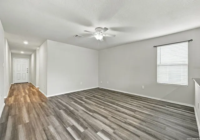 Photo 4 of Sale Pending at 10214 Robbins Grv, San Antonio, TX 78245 | MLS# 2023773 | Listing updated on 2026-10-28