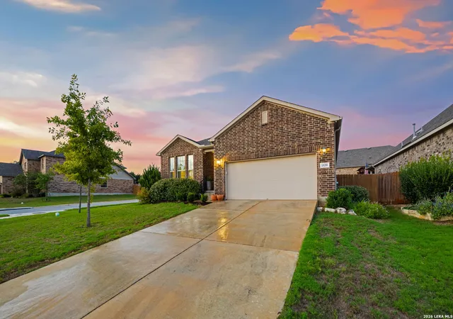 Photo 1 of Single family home for sale at 1539 Balcones Fault, New Braunfels, TX 78132 | MLS# 2023975 | Listing updated on 2026-10-26