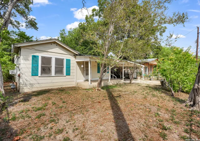 Photo 1 of Single family home for sale at 127 Linda Lou Dr, San Antonio, TX 78223 | MLS# 2023981 | Listing updated on 2026-10-21
