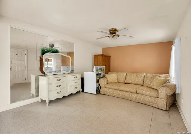 Photo 4 of Single family home for sale at 127 Linda Lou Dr, San Antonio, TX 78223 | MLS# 2023981 | Listing updated on 2026-10-21