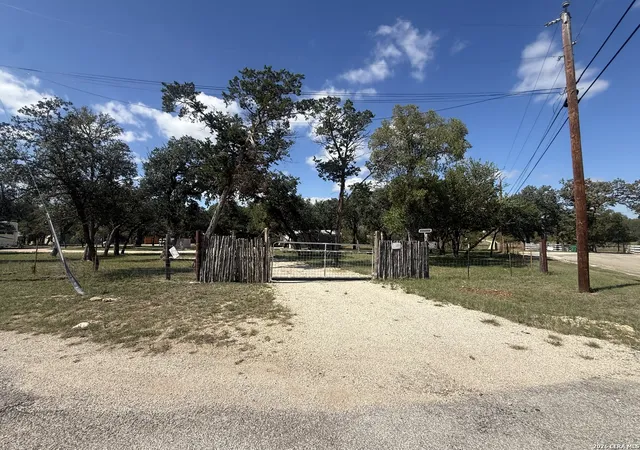 Photo 1 of Single family home for sale at 777 Robindale W, Bandera, TX 78003 | MLS# 2023986 | Listing updated on 2026-10-28