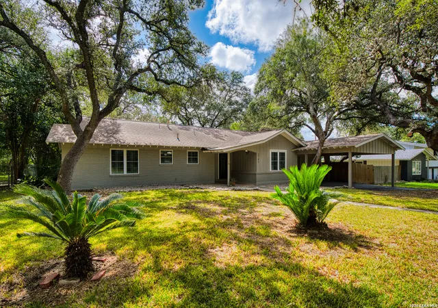 Photo 2 of Single family home for sale at 2742 Hitching Post St, San Antonio, TX 78217 | MLS# 2024031 | Listing updated on 2026-10-27