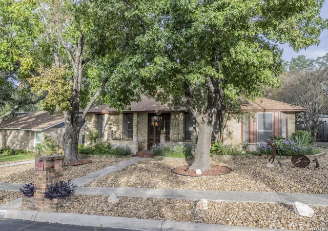 Photo 2 of Single family home for sale at 2523 Wilderness Hl, San Antonio, TX 78231 | MLS# 2024259 | Listing updated on 2026-10-27