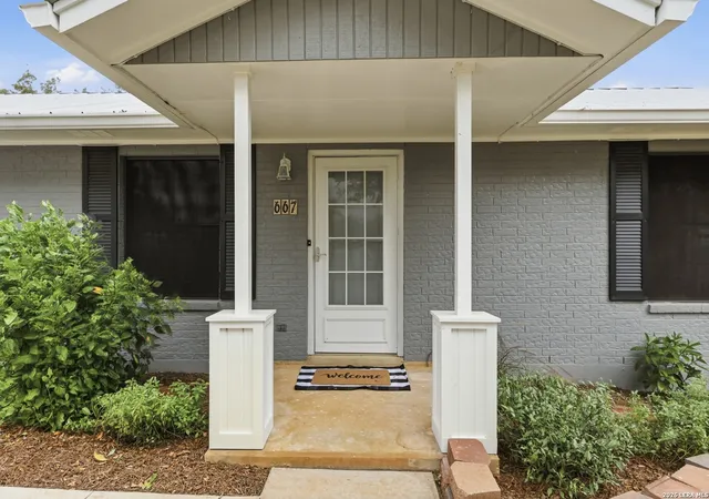 Photo 4 of Single family home for sale at 667 Fm 2772, La Vernia, TX 78121 | MLS# 2024449 | Listing updated on 2026-10-27