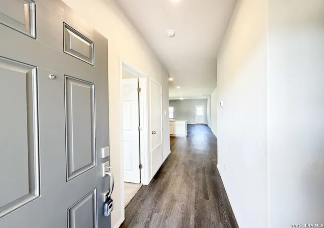 Photo 4 of Single family home for sale at 3215 Farm Oak, San Antonio, TX 78223 | MLS# 2024894 | Listing updated on 2026-10-20