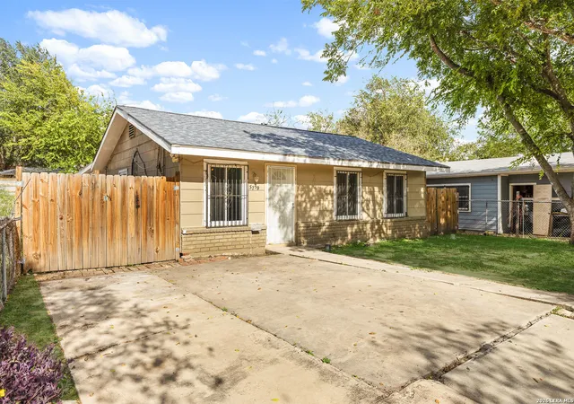 Photo 2 of Single family home for sale at 5759 White Feather St, San Antonio, TX 78242 | MLS# 2024917 | Listing updated on 2026-10-20
