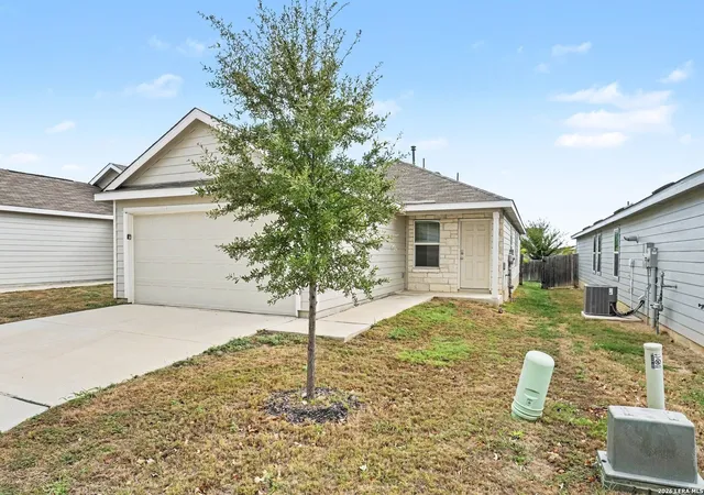 Photo 1 of Single family home for sale at 5454 Daphne Path, San Antonio, TX 78253 | MLS# 2025010 | Listing updated on 2026-10-21