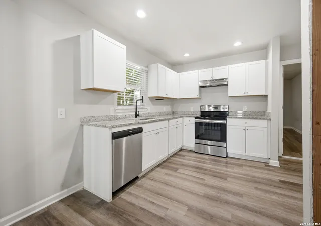 Photo 2 of Single family home for sale at 1809 W Southcross, San Antonio, TX 78211 | MLS# 2025035 | Listing updated on 2026-10-21