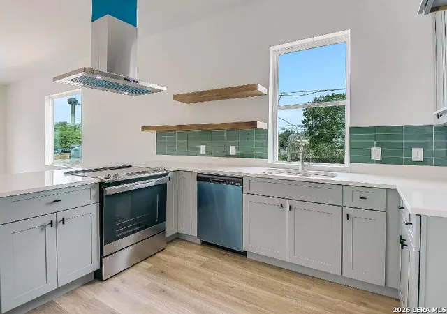 Photo 4 of Single family home for sale at 606 S Hackberry, San Antonio, TX 78203 | MLS# 2025057 | Listing updated on 2026-10-21