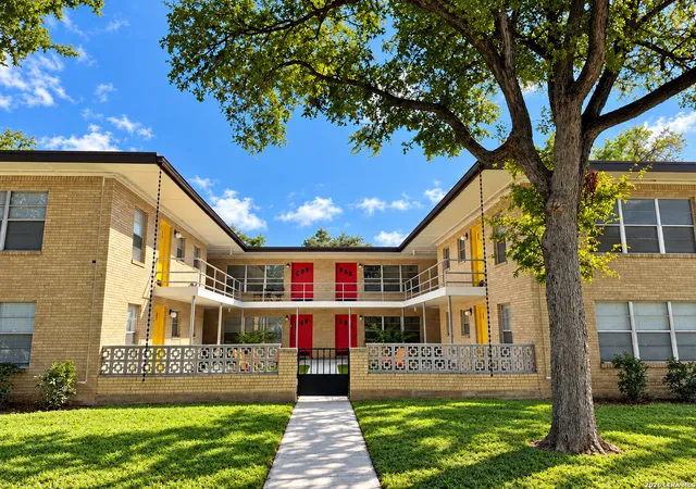 Multi family home for sale at 118 Funston Pl, San Antonio, TX 78209 | MLS# 2025082