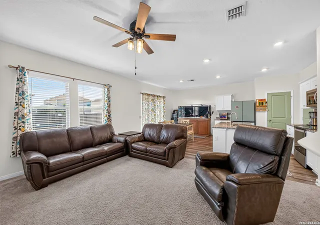 Photo 3 of Single family home for sale at 7530 Boa Holw, San Antonio, TX 78253 | MLS# 2025089 | Listing updated on 2026-10-21