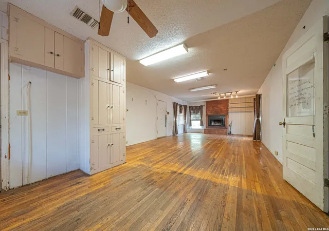 Photo 4 of Single family home for sale at 12498 S US Hwy 181, San Antonio, TX 78223 | MLS# 2025096 | Listing updated on 2026-10-21