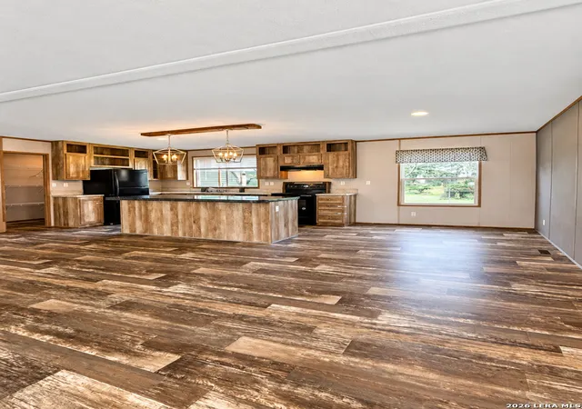 Photo 1 of Single family home for sale at 99 Gonzales Ln, La Vernia, TX 78121 | MLS# 2025110 | Listing updated on 2026-10-21