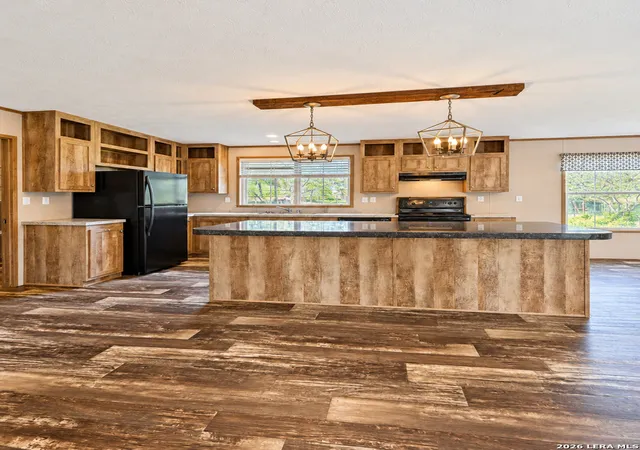 Photo 2 of Single family home for sale at 99 Gonzales Ln, La Vernia, TX 78121 | MLS# 2025110 | Listing updated on 2026-10-21