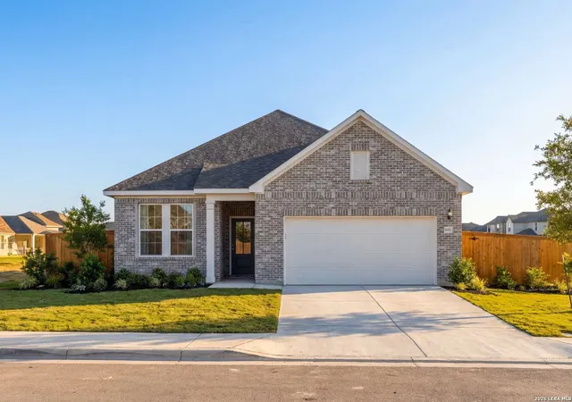 Single family home for sale at 421 Tims Way, Seguin, TX 78155 | MLS# 2025111