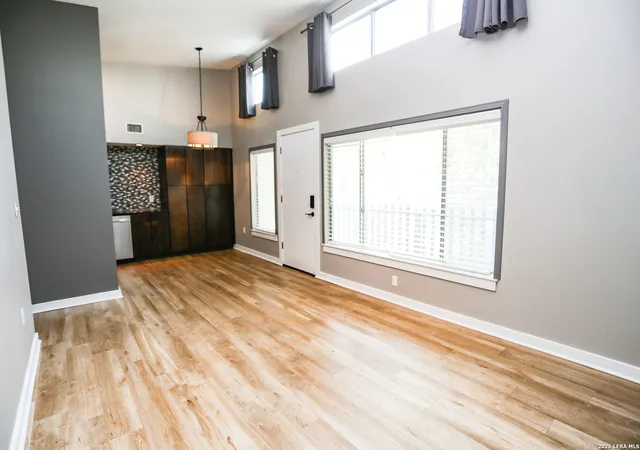 Photo 3 of Condo for sale at 2200 Dickson #224, Austin, TX 78704 | MLS# 2025167 | Listing updated on 2026-10-21