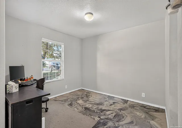 Photo 4 of Single family home for sale at 11507 Oaks Hike, San Antonio, TX 78245 | MLS# 2025203 | Listing updated on 2026-10-22