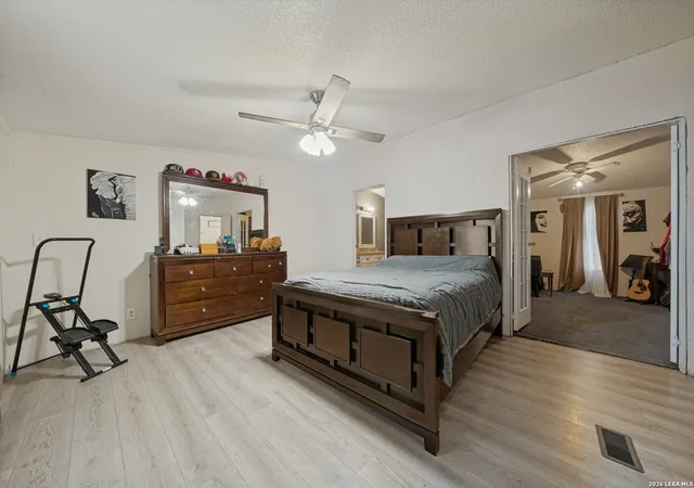 Photo 4 of Single family home for sale at 2221 Hickory Way, San Antonio, TX 78264 | MLS# 2025472 | Listing updated on 2026-10-23