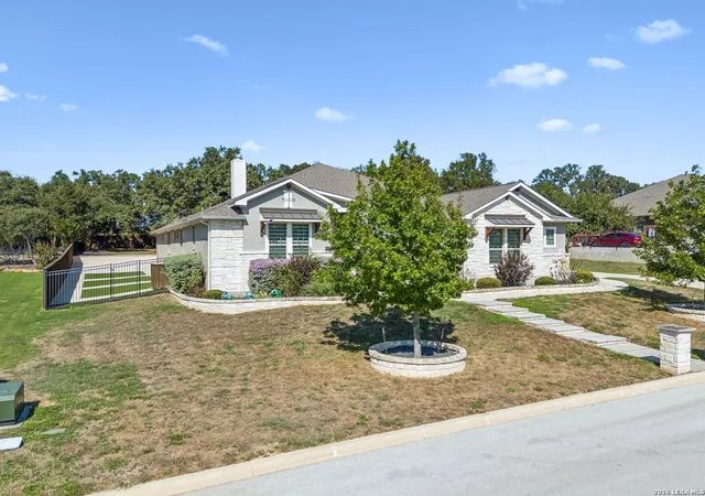 Photo 4 of Single family home for sale at 144 Leann Way, Castroville, TX 78009 | MLS# 2025594 | Listing updated on 2026-10-23