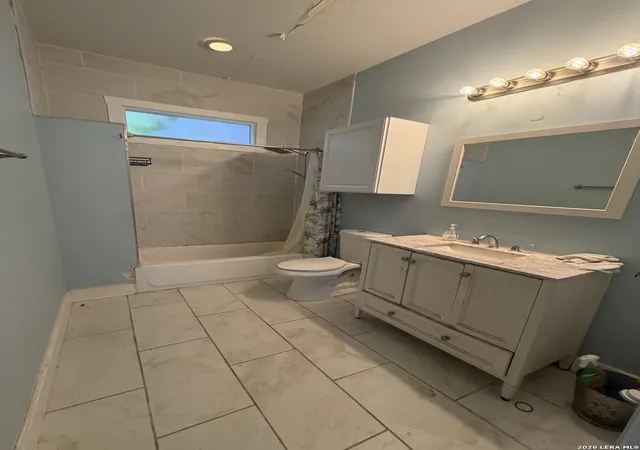 Photo 3 of Single family home for sale at 110 Glorietta, San Antonio, TX 78202 | MLS# 2025613 | Listing updated on 2026-10-23