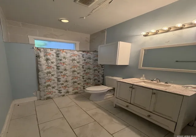 Photo 4 of Single family home for sale at 110 Glorietta, San Antonio, TX 78202 | MLS# 2025613 | Listing updated on 2026-10-23