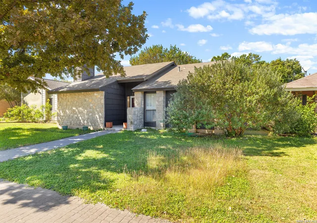 Photo 2 of Single family home for sale at 13735 George Rd, San Antonio, TX 78231 | MLS# 2025616 | Listing updated on 2026-10-29