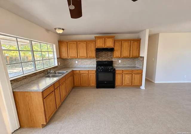 Photo 1 of Single family home for sale at 7650 Glen Shire, San Antonio, TX 78239 | MLS# 2025622 | Listing updated on 2026-10-23