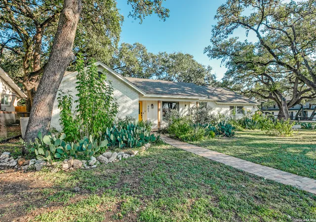 Photo 1 of Single family home for sale at 903 Mount Perkins, San Antonio, TX 78213 | MLS# 2025636 | Listing updated on 2026-10-23