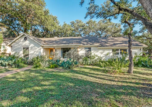 Photo 2 of Single family home for sale at 903 Mount Perkins, San Antonio, TX 78213 | MLS# 2025636 | Listing updated on 2026-10-23