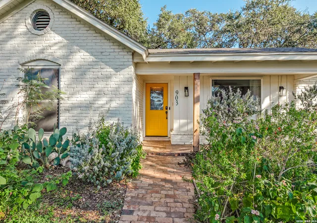 Photo 3 of Single family home for sale at 903 Mount Perkins, San Antonio, TX 78213 | MLS# 2025636 | Listing updated on 2026-10-23
