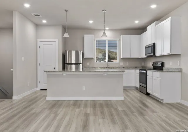 Photo 3 of Single family home for sale at 21503 Sir Walter Ln, San Antonio, TX 78256 | MLS# 2025646 | Listing updated on 2026-10-23