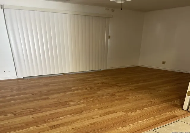Photo 4 of Single family home for sale at 12235 Apricot Dr, San Antonio, TX 78247 | MLS# 2025653 | Listing updated on 2026-10-23