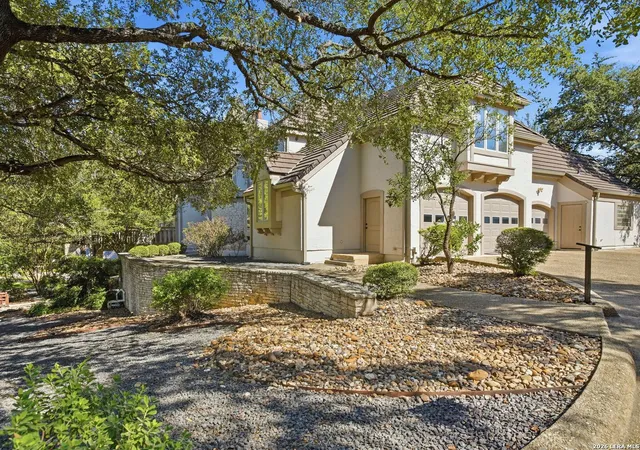 Photo 4 of Single family home for sale at 6 Devon Wood, San Antonio, TX 78257 | MLS# 2025664 | Listing updated on 2026-10-23