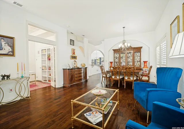 Photo 4 of Single family home for sale at 431 Argo Ave, Alamo Heights, TX 78209 | MLS# 2025689 | Listing updated on 2026-10-26