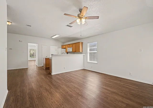 Photo 4 of Single family home for sale at 12107 Clubhouse, San Antonio, TX 78221 | MLS# 2025736 | Listing updated on 2026-10-23