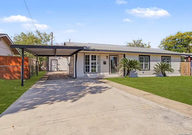 Photo 1 of Single family home for sale at 231 Michael Ave, San Antonio, TX 78223 | MLS# 2025829 | Listing updated on 2026-10-28