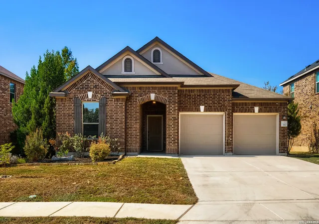 Photo 1 of Single family home for sale at 310 Cottage Vw, Universal City, TX 78148 | MLS# 2025845 | Listing updated on 2026-10-26