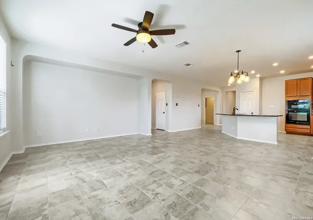 Photo 3 of Single family home for sale at 310 Cottage Vw, Universal City, TX 78148 | MLS# 2025845 | Listing updated on 2026-10-26