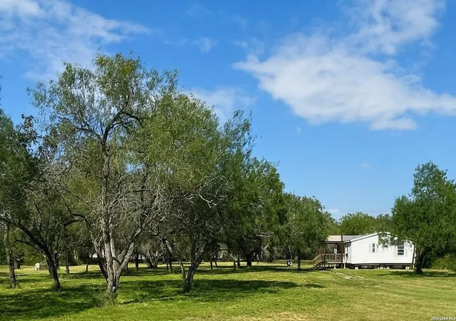 Photo 1 of Single family home for sale at 6000 Sundance Cir, Mathis, TX 78368 | MLS# 2025865 | Listing updated on 2026-10-23