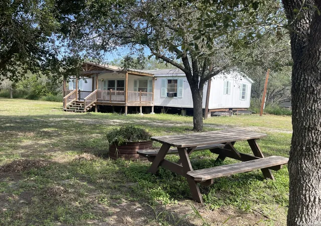 Photo 3 of Single family home for sale at 6000 Sundance Cir, Mathis, TX 78368 | MLS# 2025865 | Listing updated on 2026-10-23