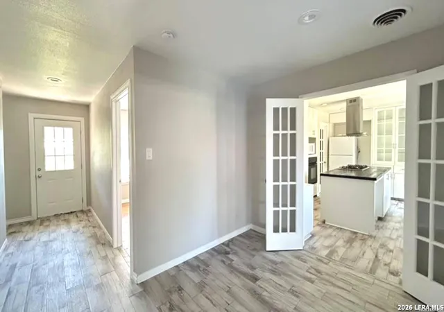 Photo 4 of Single family home for sale at 6235 Flint Rock Dr, San Antonio, TX 78238 | MLS# 2025866 | Listing updated on 2026-10-23
