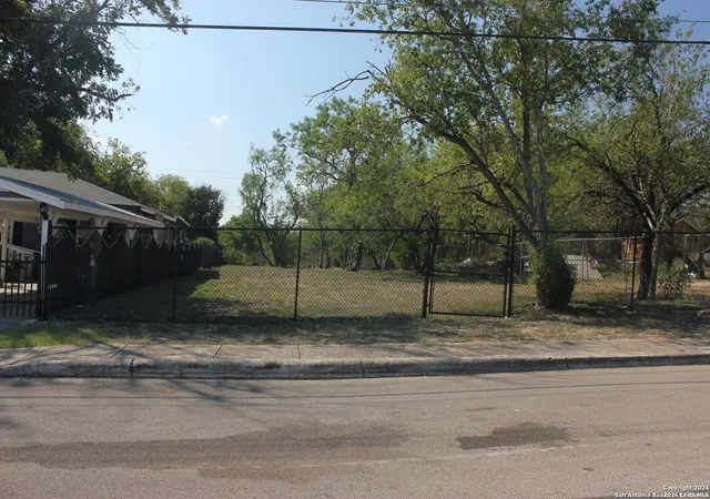 Photo 1 of Land for sale at 630 H St, San Antonio, TX 78220 | MLS# 2025871 | Listing updated on 2026-10-23