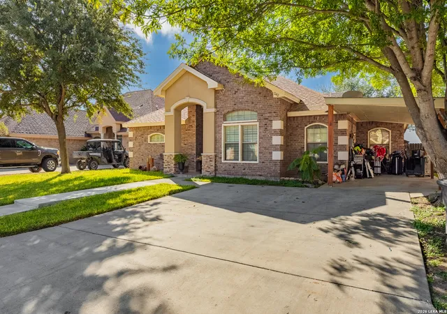 Photo 1 of Single family home for sale at 242 Paso Caballero, Eagle Pass, TX 78852 | MLS# 2025879 | Listing updated on 2026-10-24